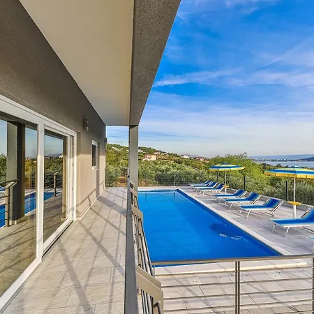 Intimate Secluded Luxury Cambello, Gorgeous Sea View In Croatia * Kaštel Kambelovac