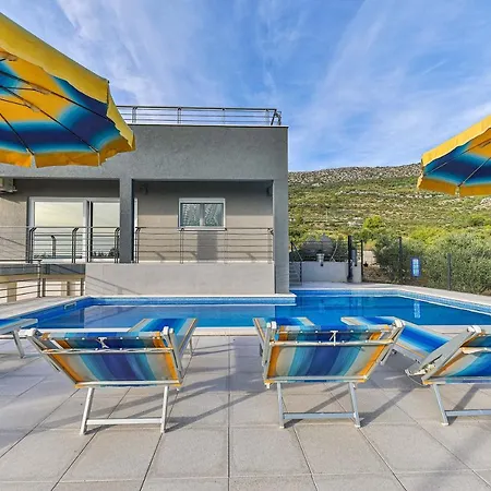 Intimate Secluded Luxury Cambello, Gorgeous Sea View In Croatia Kaštel Kambelovac