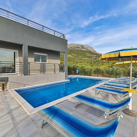 Villa Intimate Secluded Luxury Cambello, Gorgeous Sea View In Croatia Kaštel Kambelovac