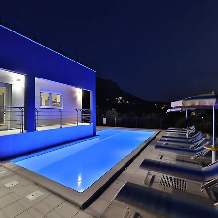 Intimate Secluded Luxury Cambello, Gorgeous Sea View In Croatia Villa Kaštel Kambelovac