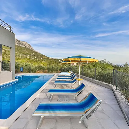 Villa Intimate Secluded Luxury Cambello, Gorgeous Sea View In Croatia Kaštel Kambelovac