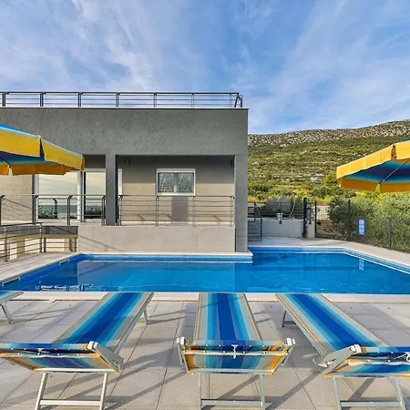 Intimate Secluded Luxury Cambello, Gorgeous Sea View In Croatia Kaštel Kambelovac